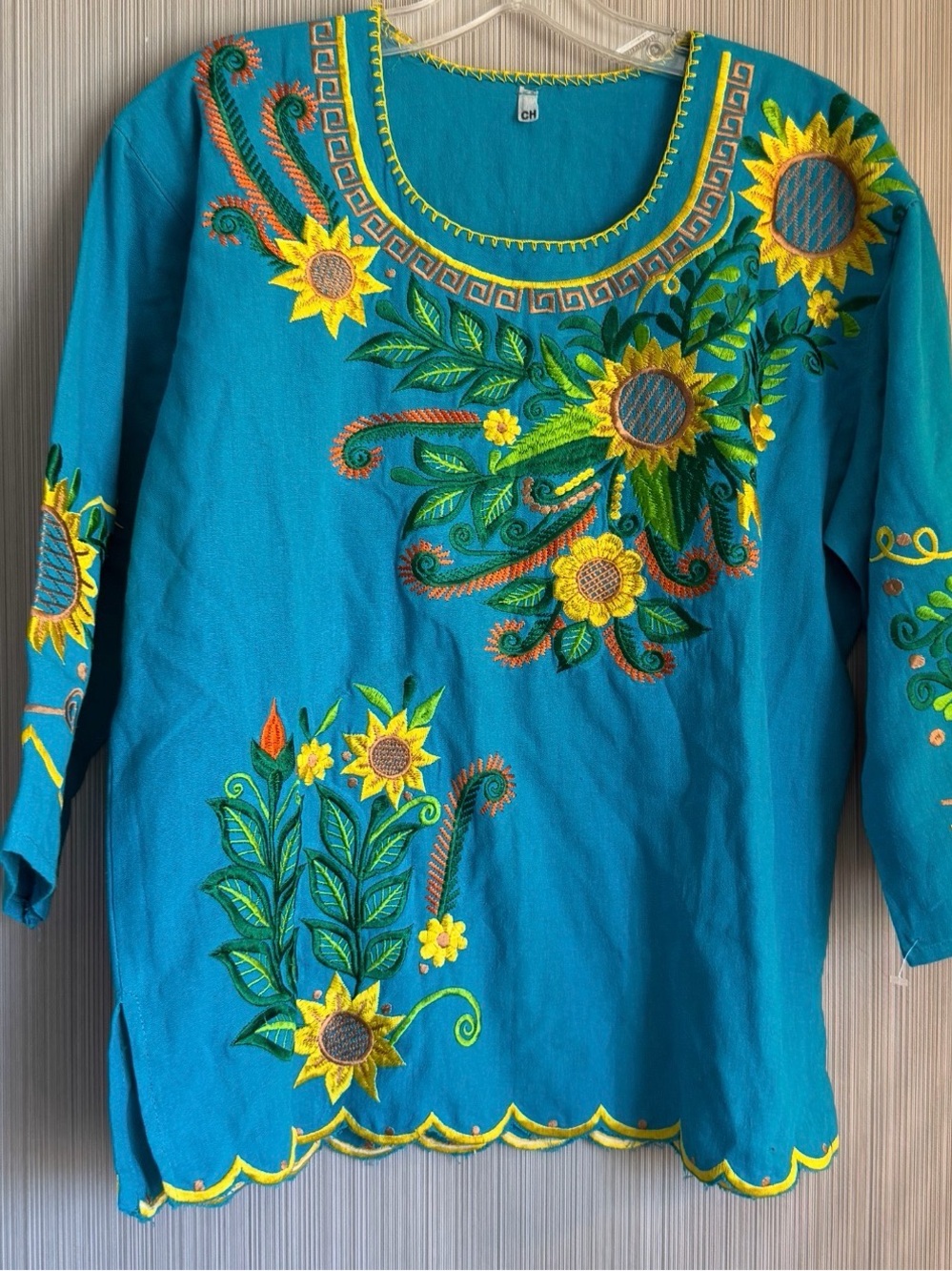 Embroidered Sunflower Cotton Top size L